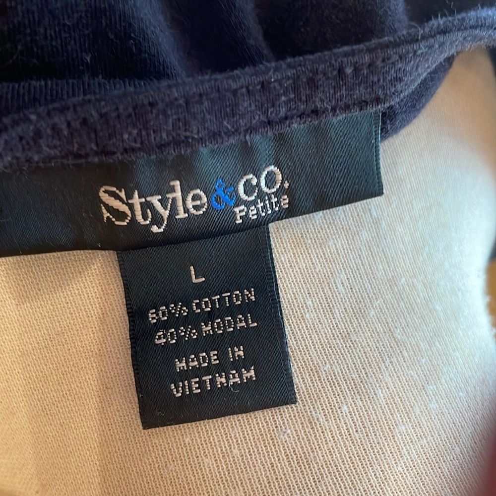 Style & Co top - Picture 6 of 6